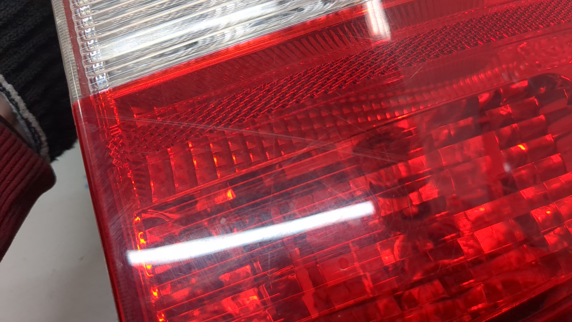 Фонарь задний правый