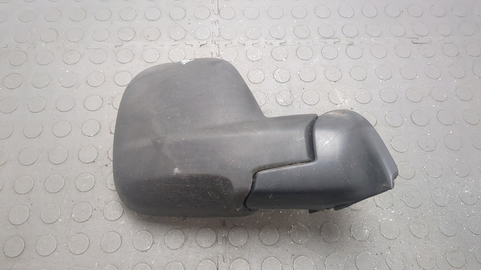 Зеркало правое электрическое