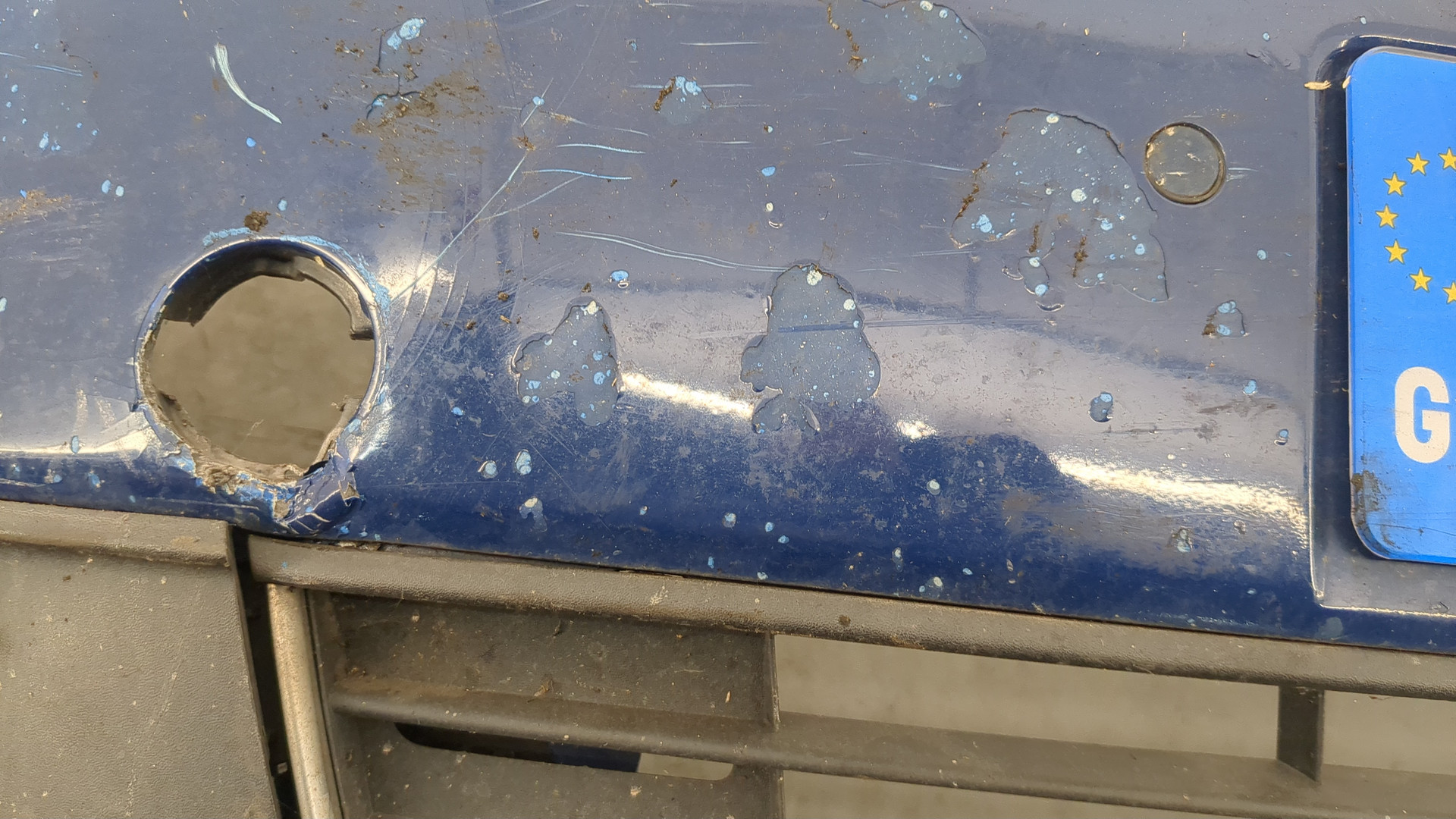 Бампер передний