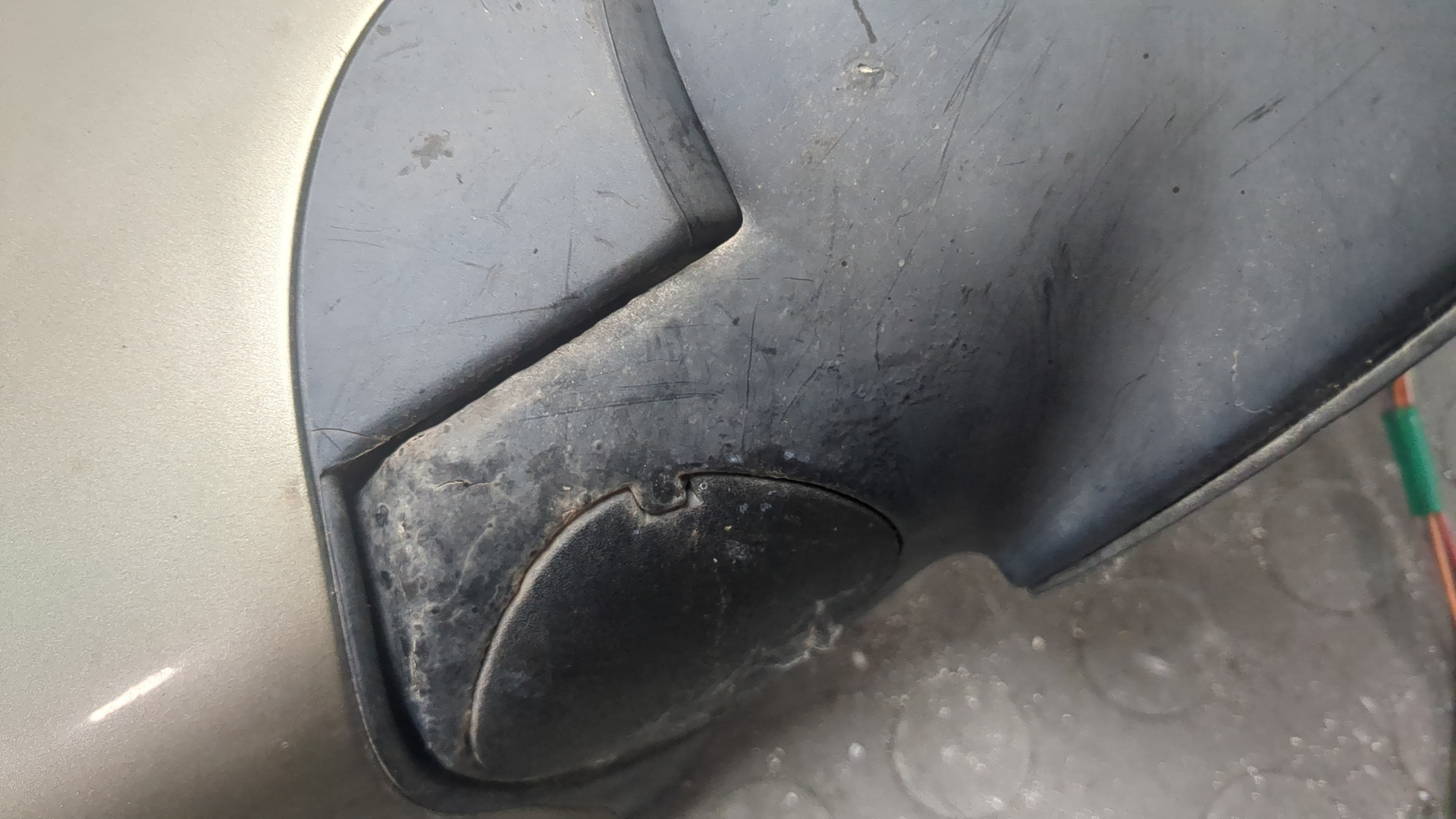 Зеркало правое электрическое