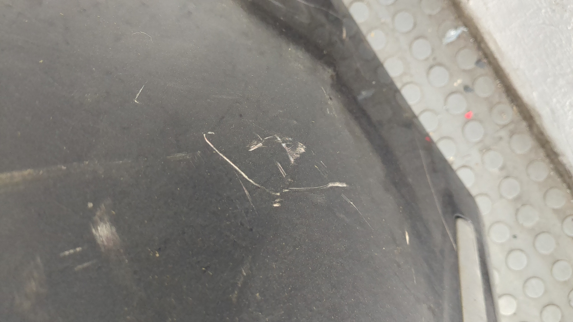 Бампер задний