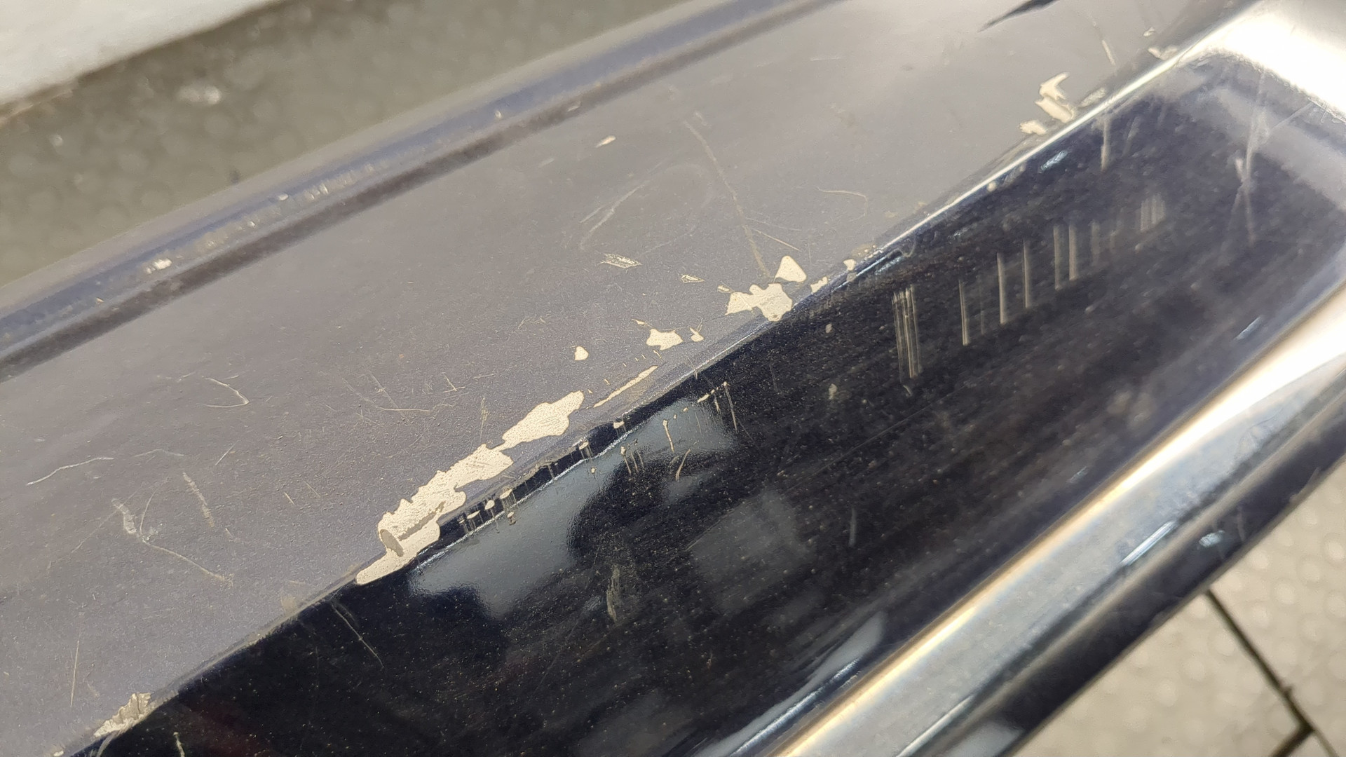 Бампер задний