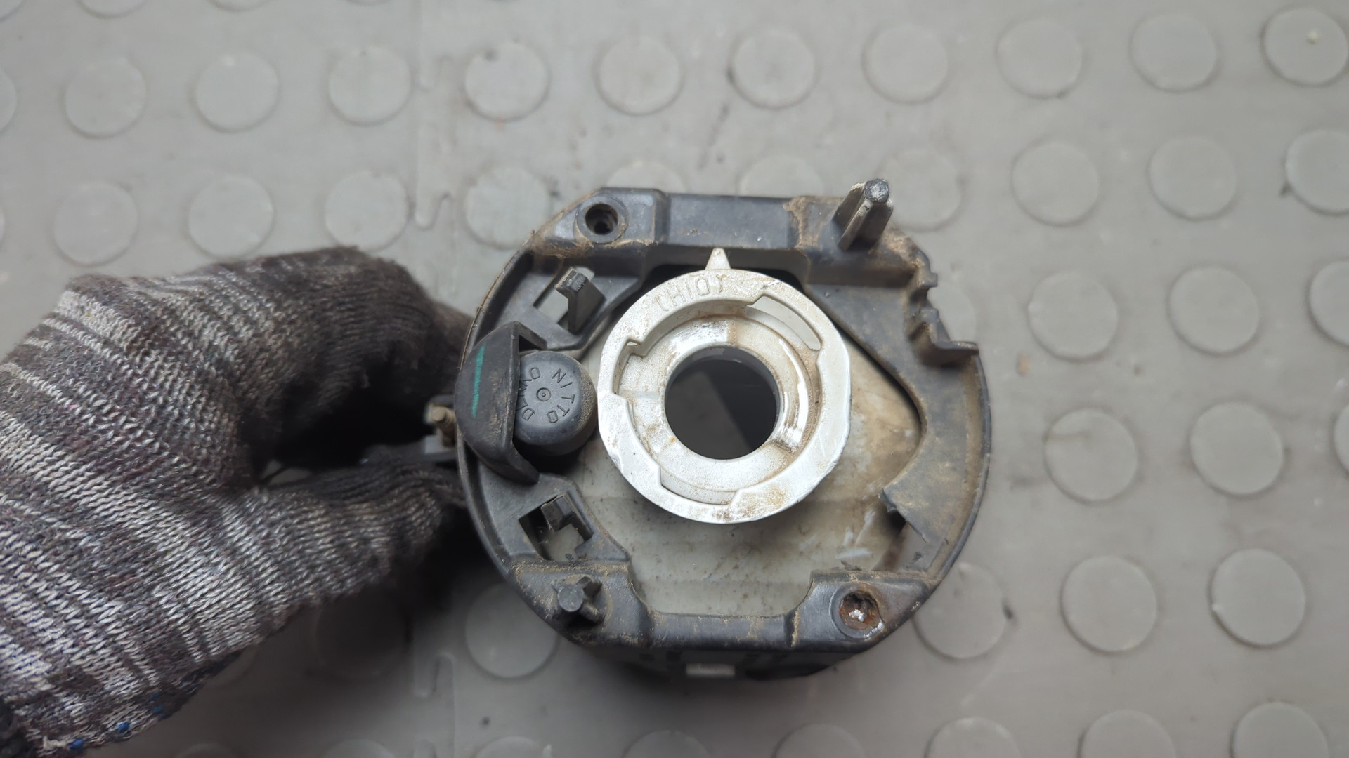 Фара противотуманная правая