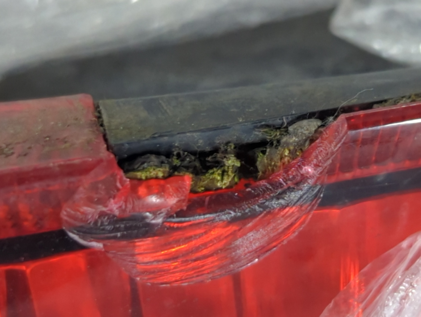 Фонарь задний левый