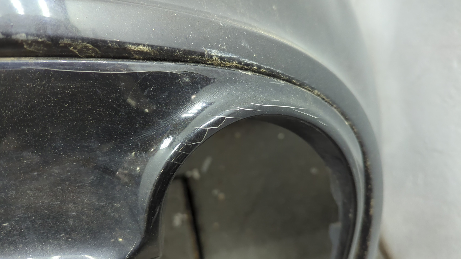 Бампер задний