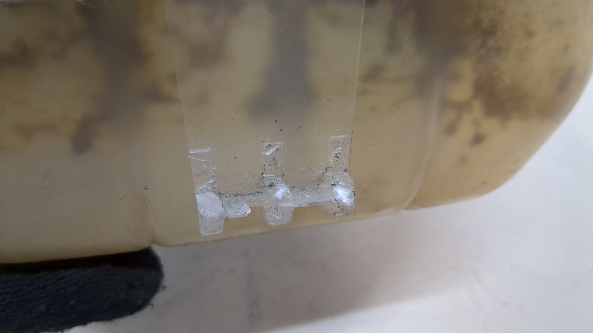 Бачок расширительный