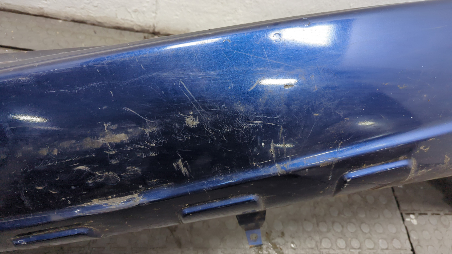 Бампер задний