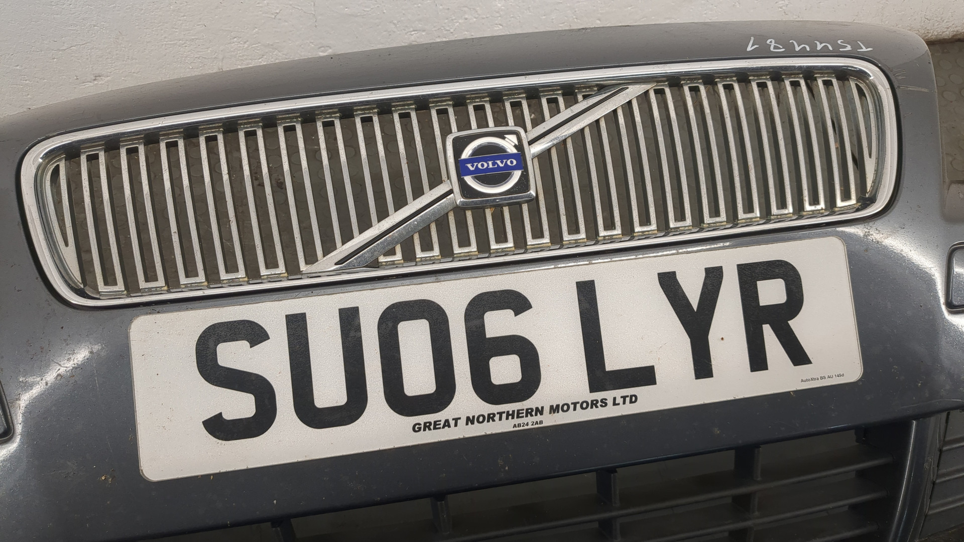 Бампер передний