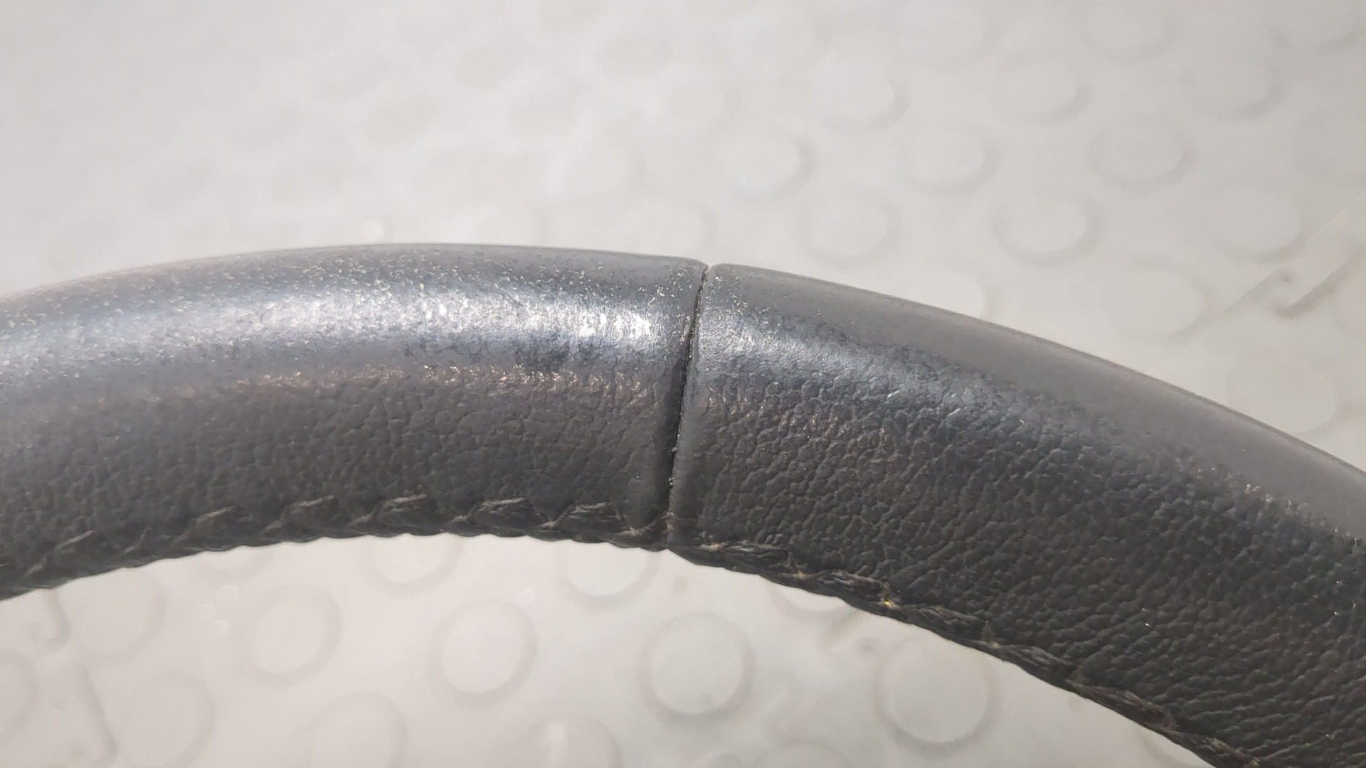 Рулевое колесо (руль)