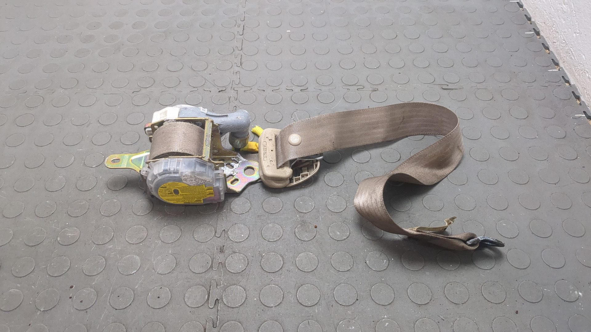 Ремень безопасности