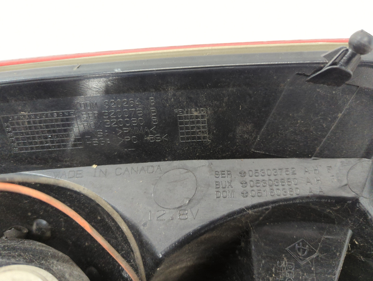 Фонарь задний правый