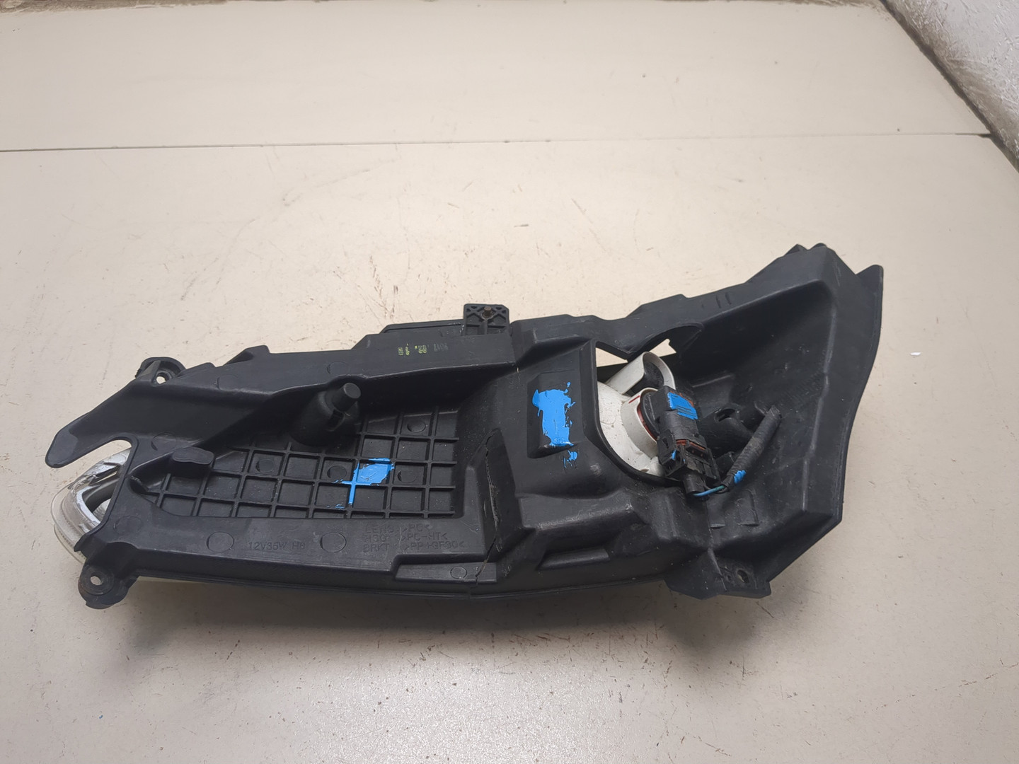 Фара противотуманная правая