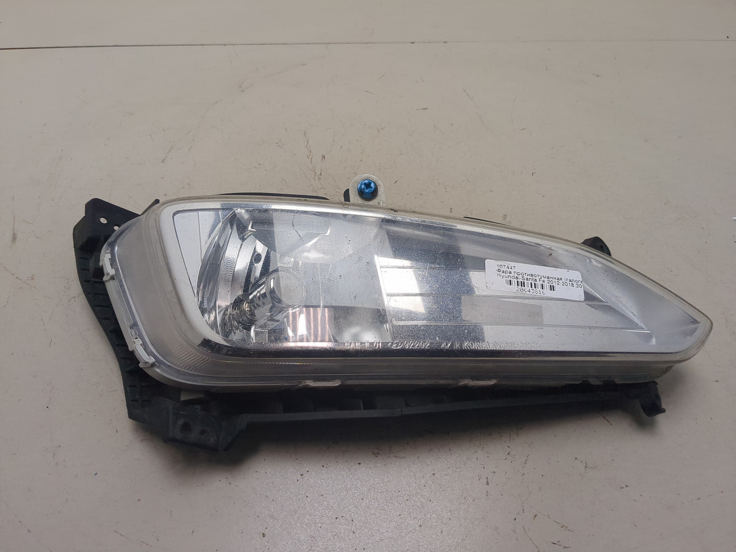 Фара противотуманная правая