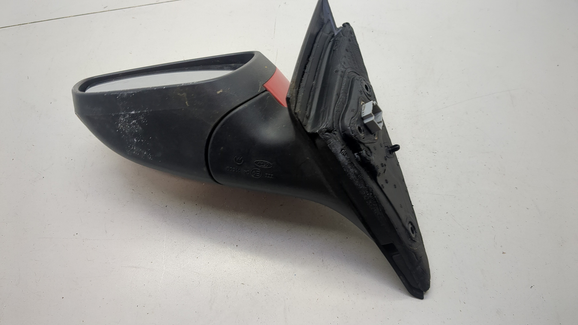 Зеркало левое электрическое