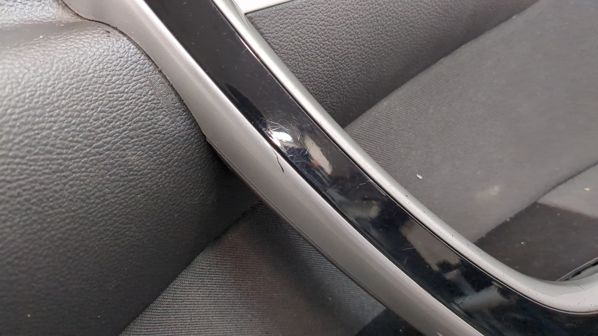 Дверь передняя правая