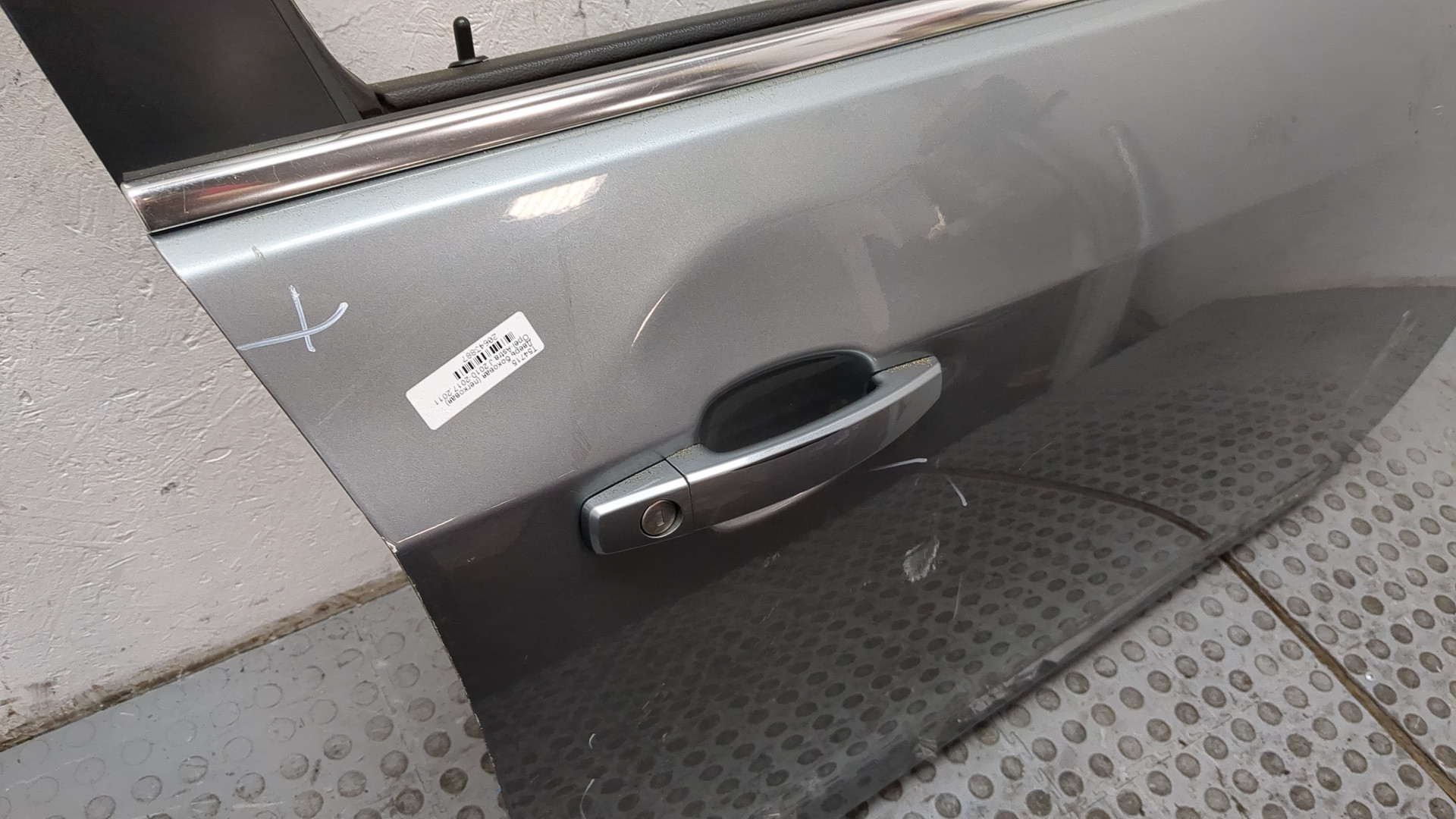 Дверь передняя правая