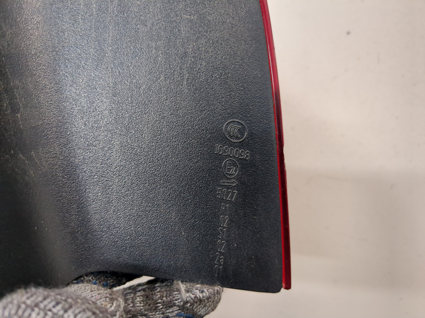 Фонарь задний правый