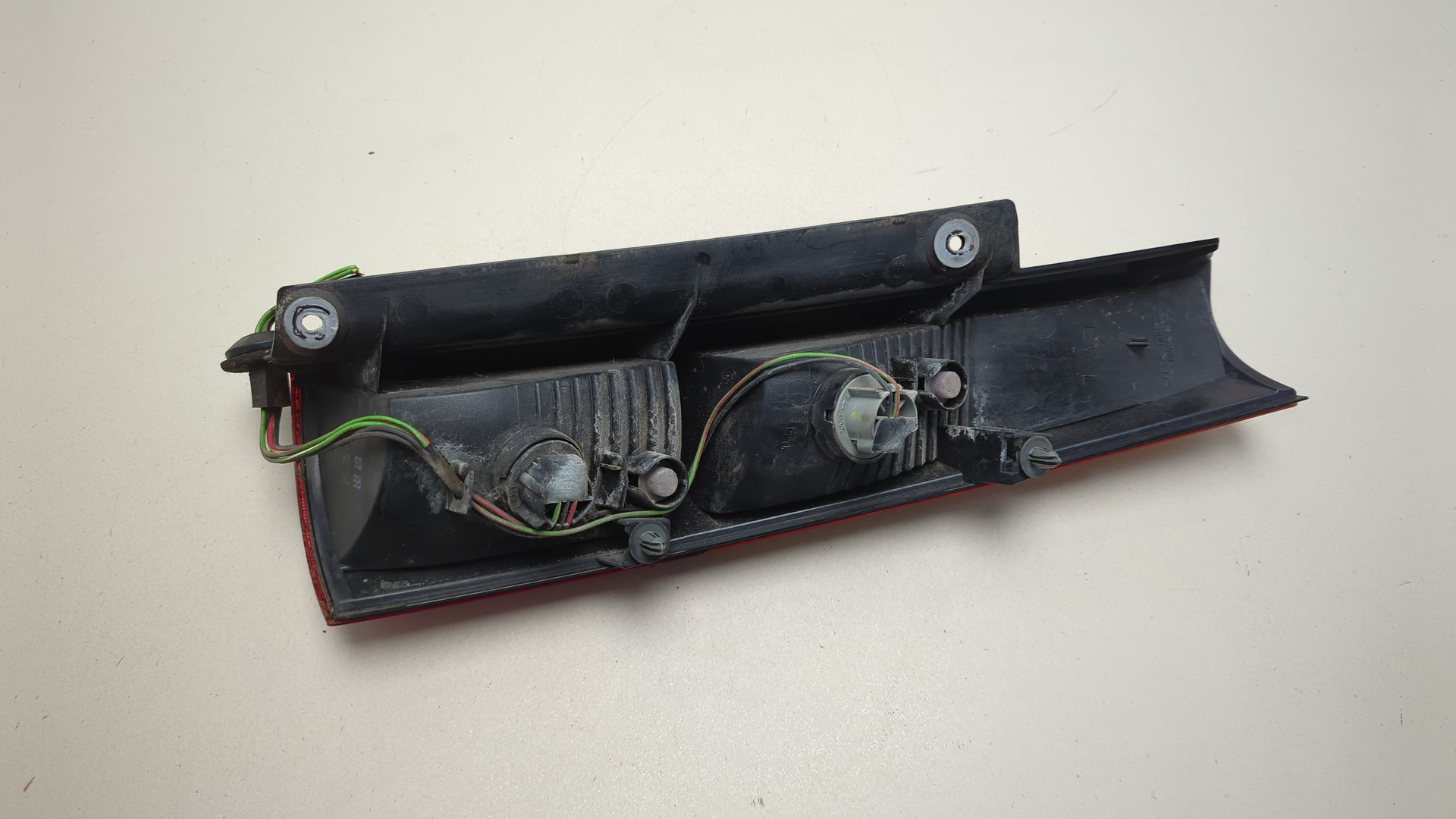 Фонарь задний левый