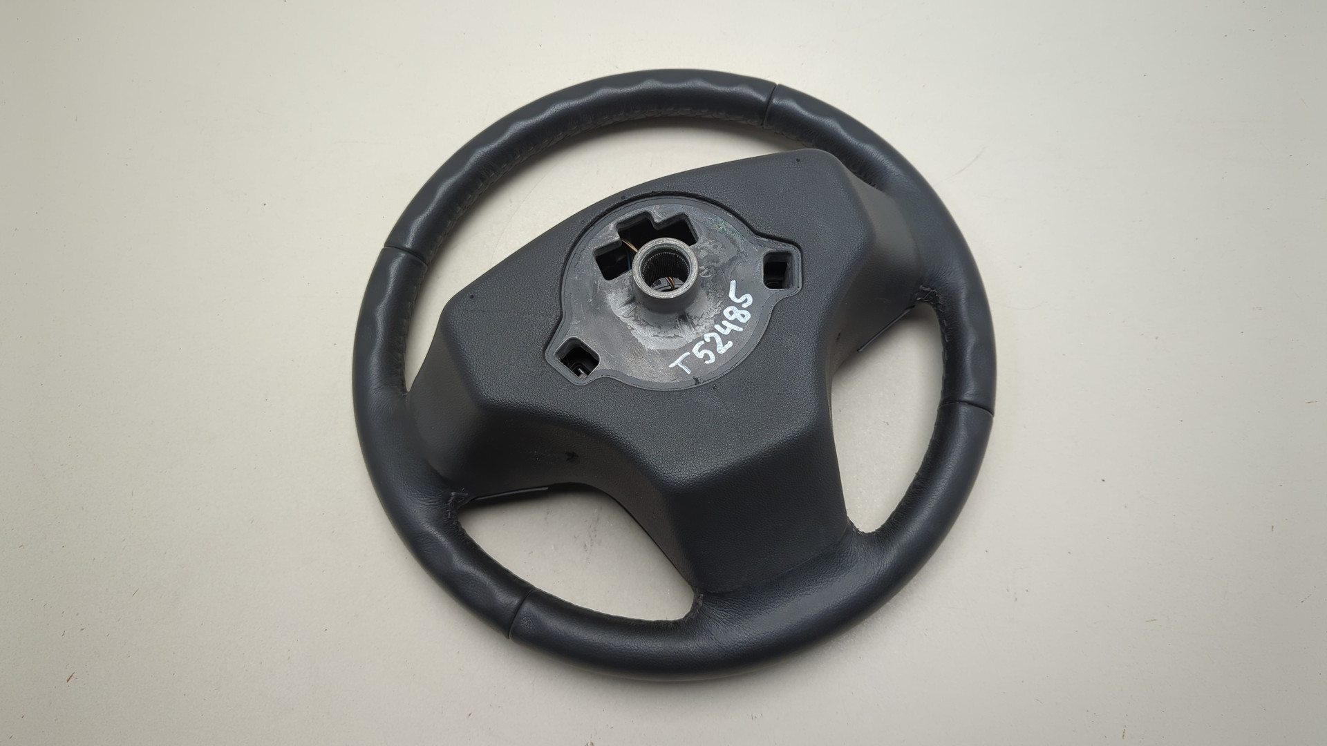 Рулевое колесо (руль)