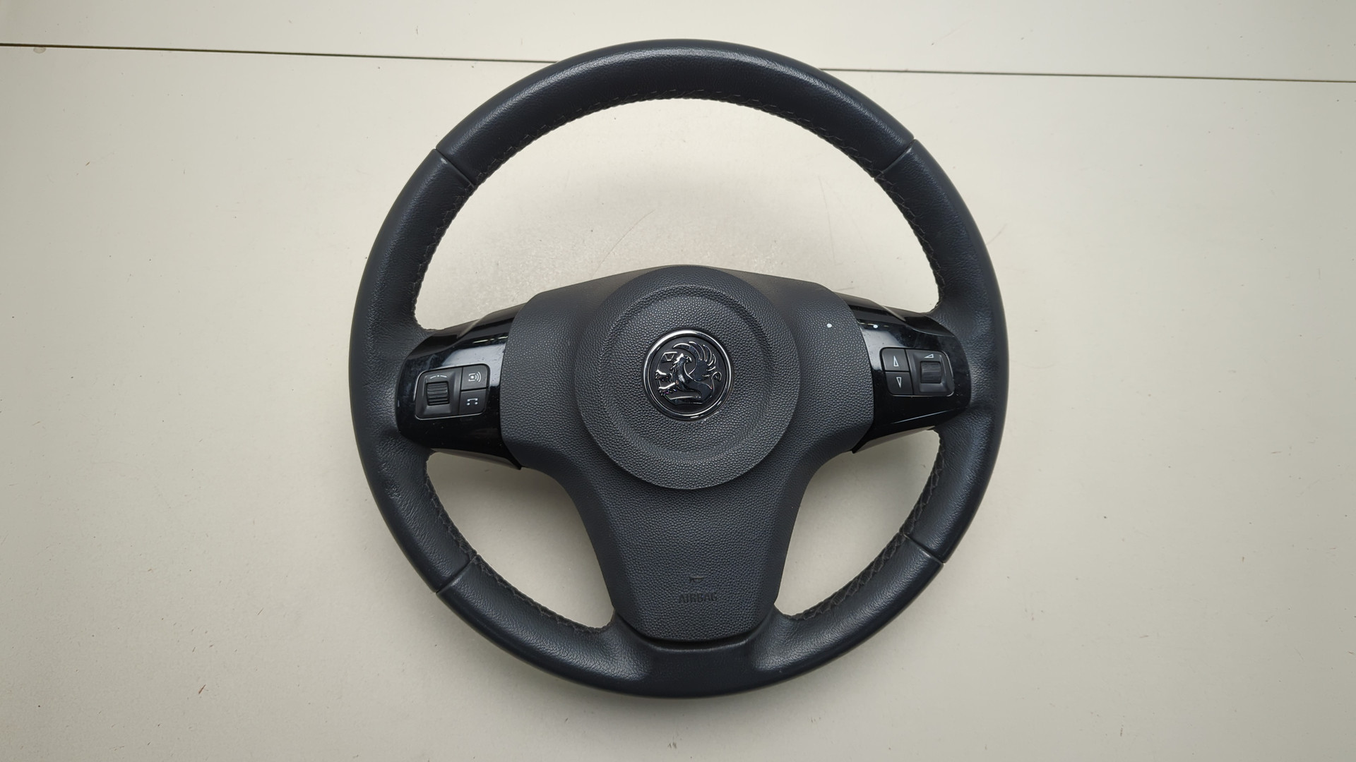 Рулевое колесо (руль)