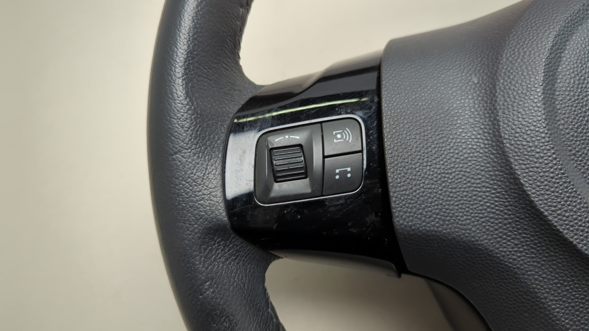 Рулевое колесо (руль)