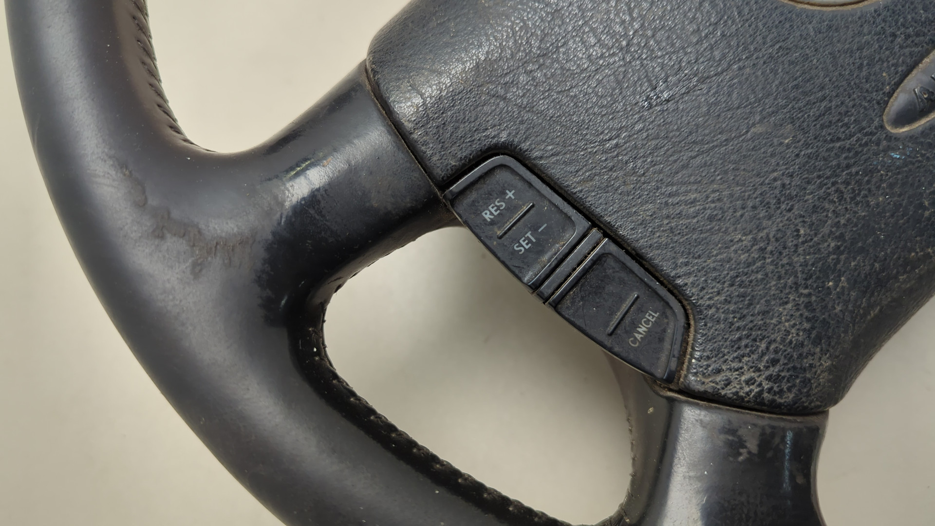 Рулевое колесо (руль)