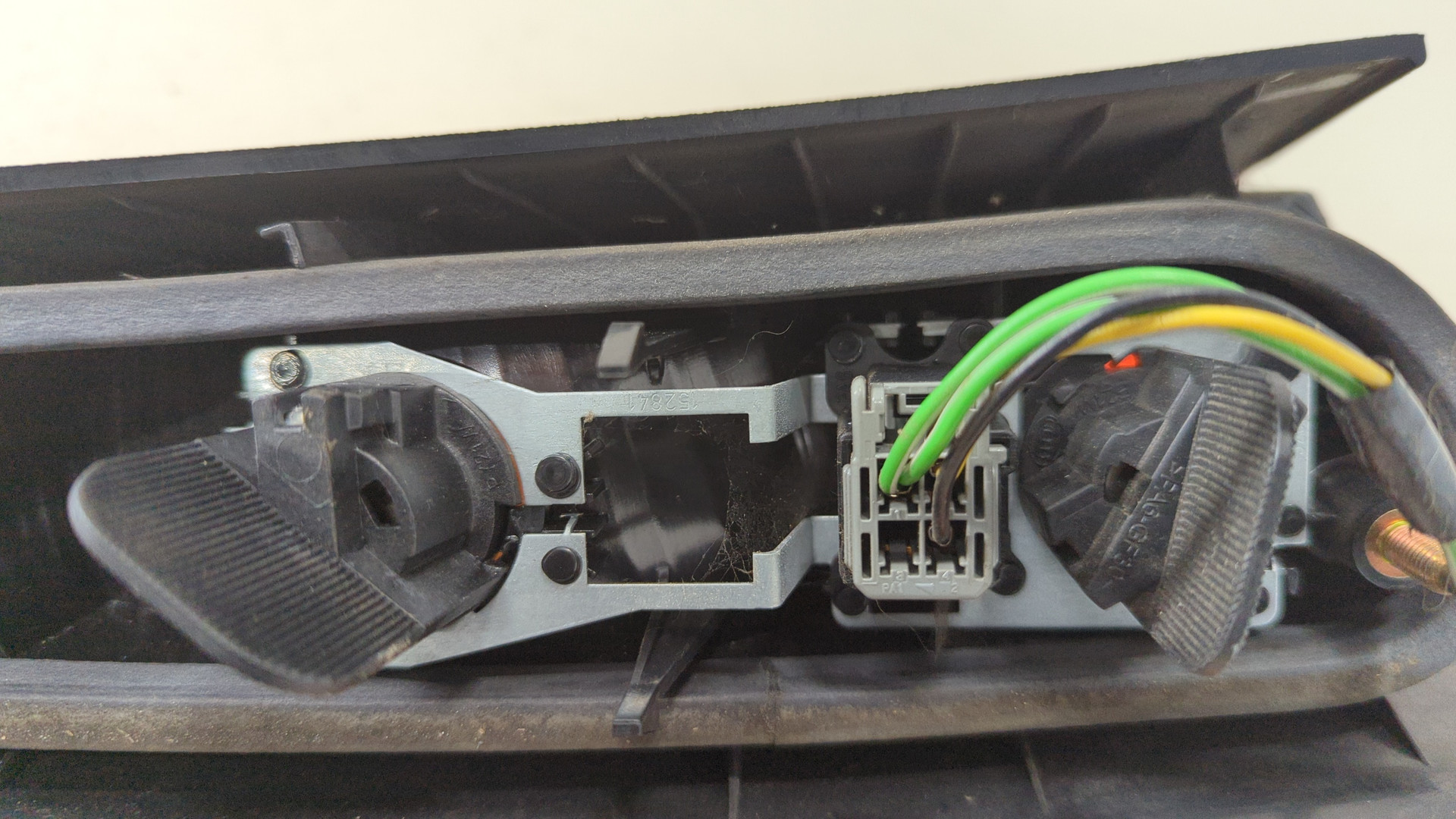 Фонарь задний правый