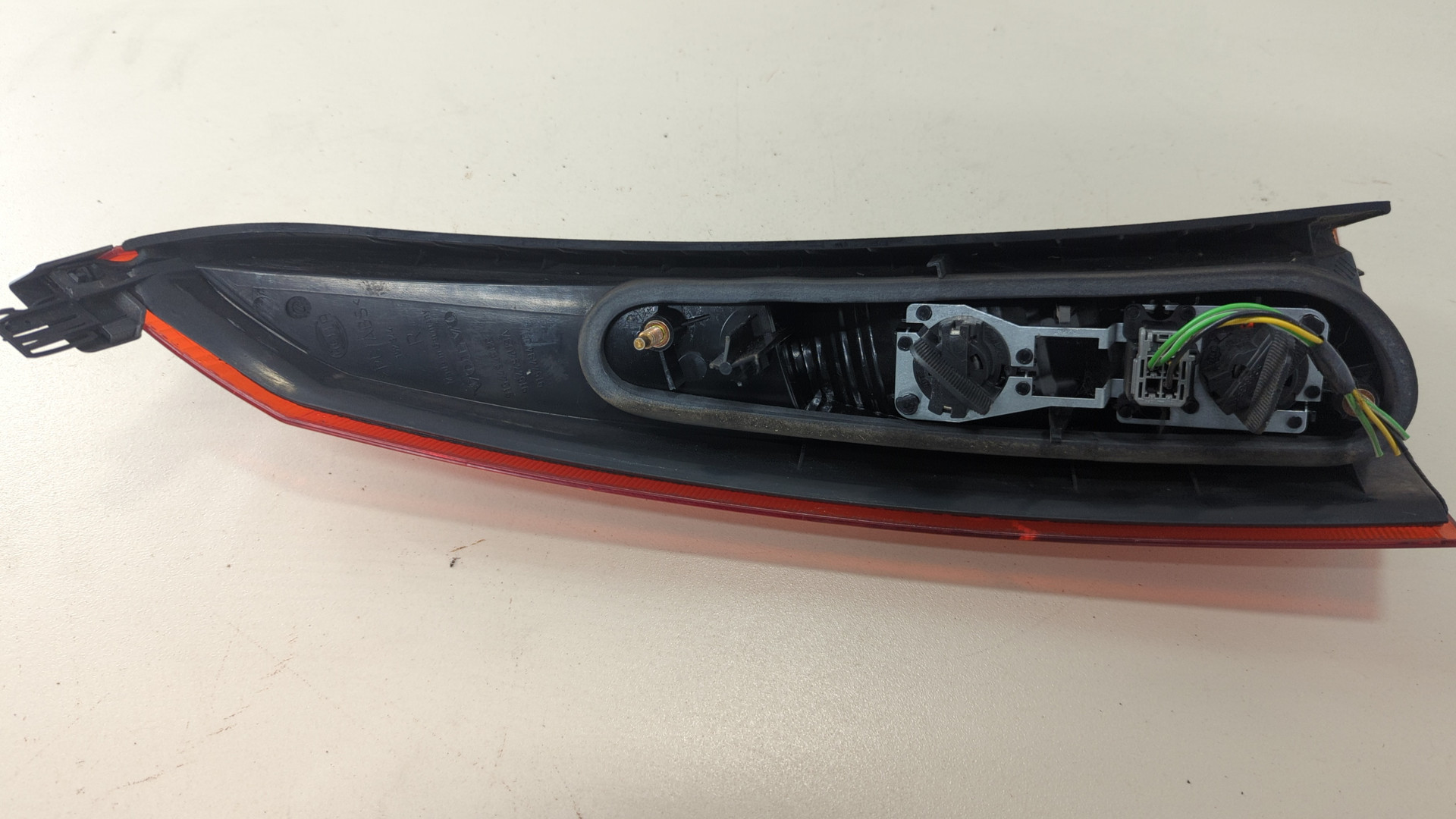 Фонарь задний правый