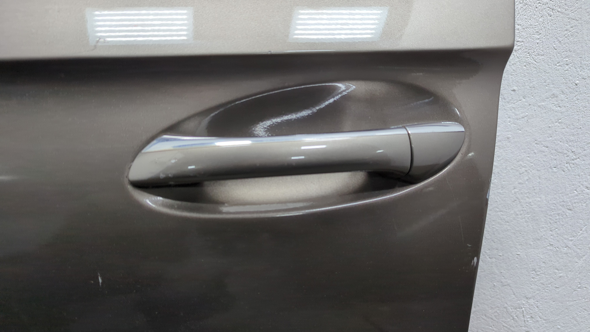 Дверь передняя левая