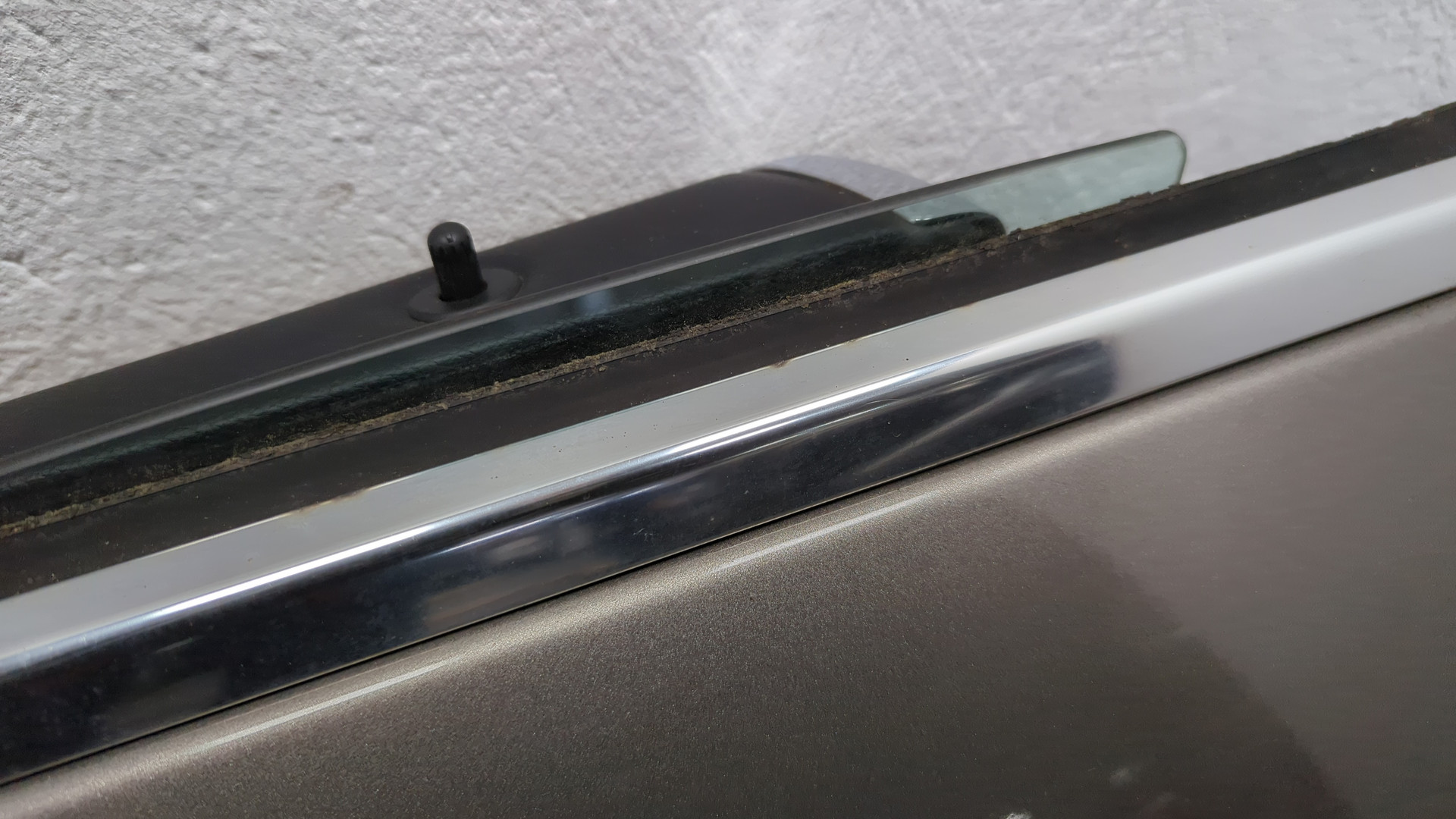 Дверь передняя левая