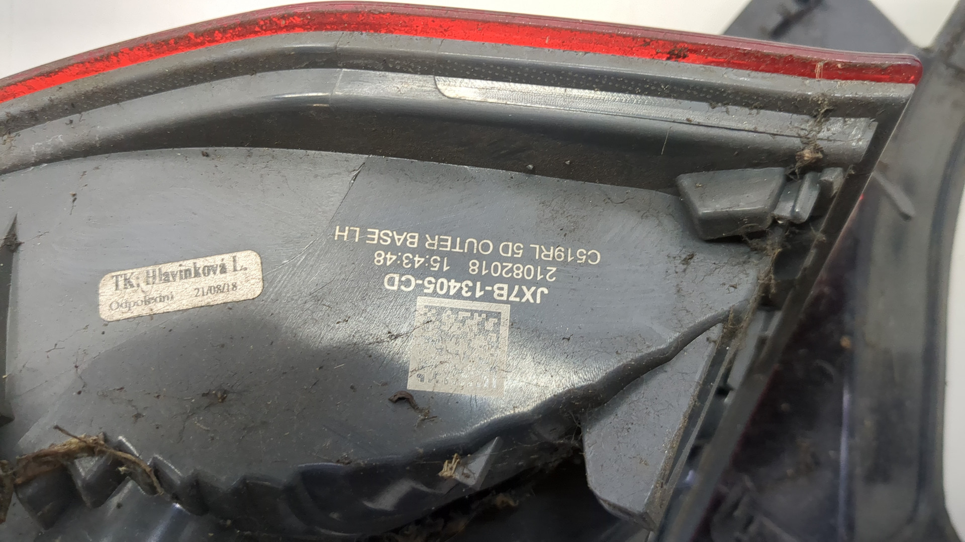 Фонарь задний левый