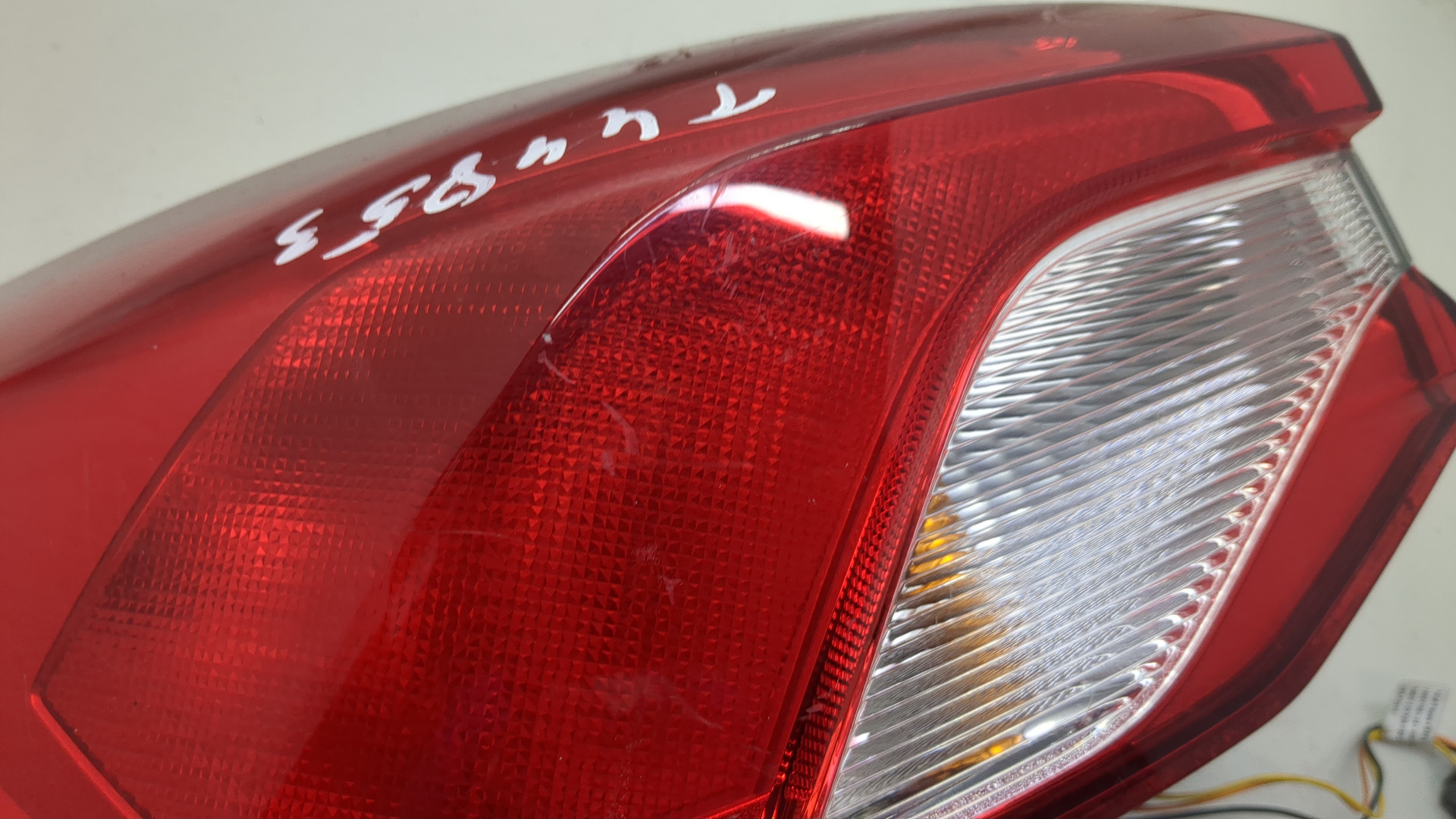 Фонарь задний левый