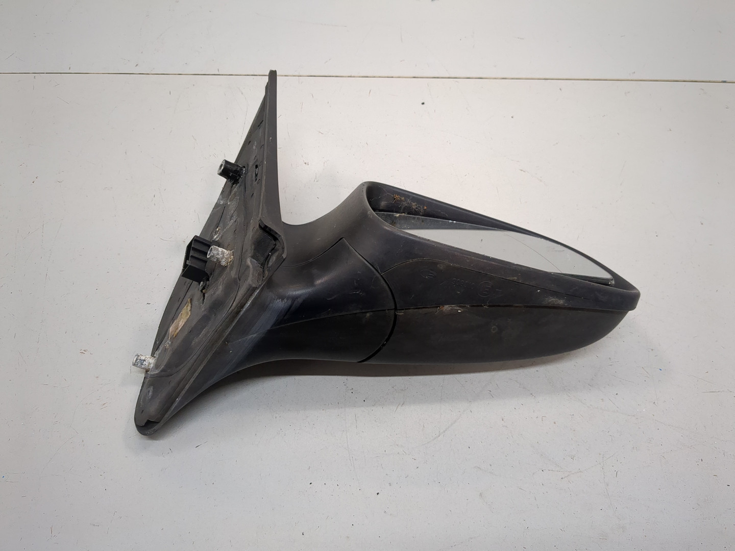 Зеркало правое электрическое