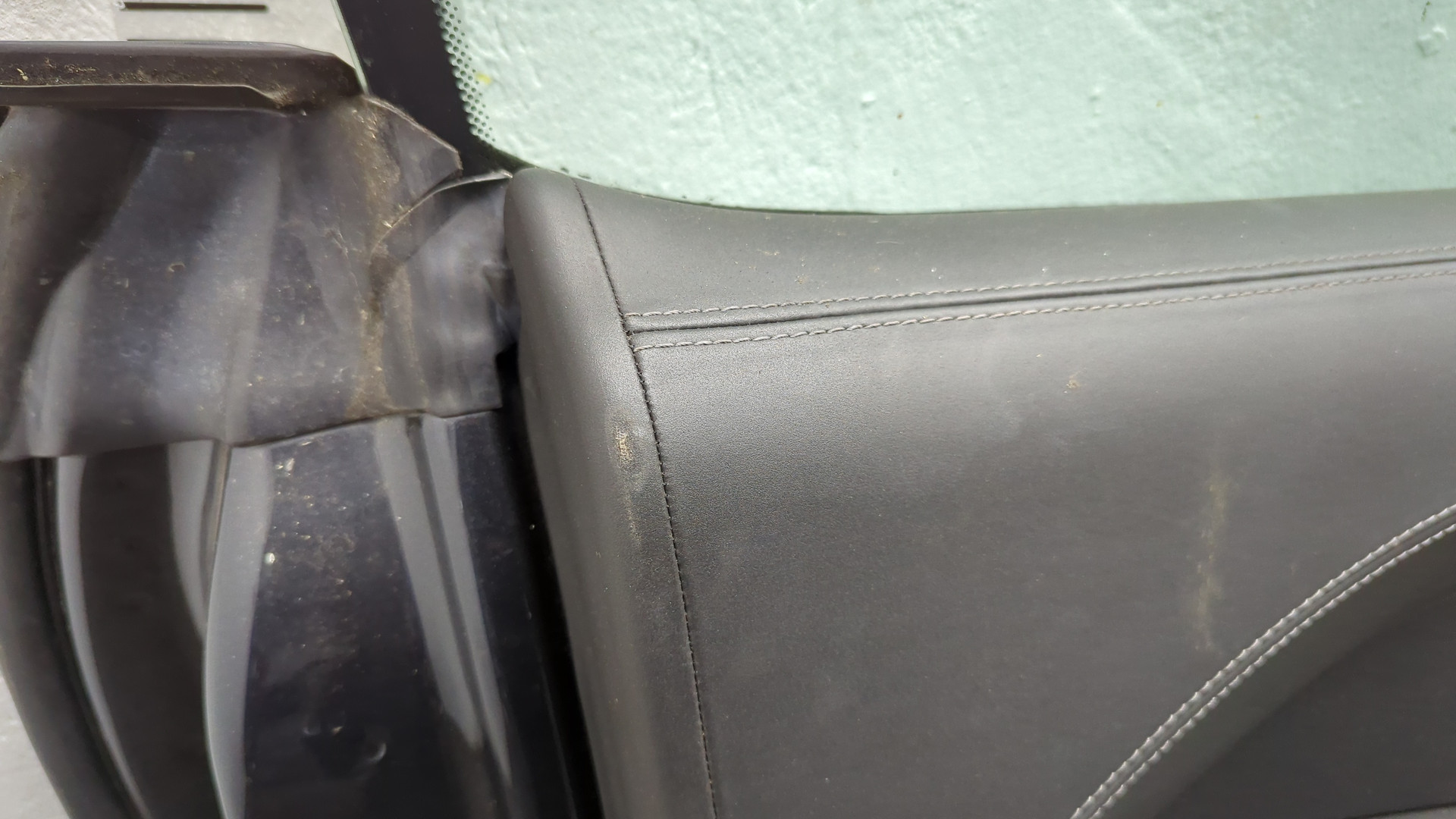 Дверь передняя левая