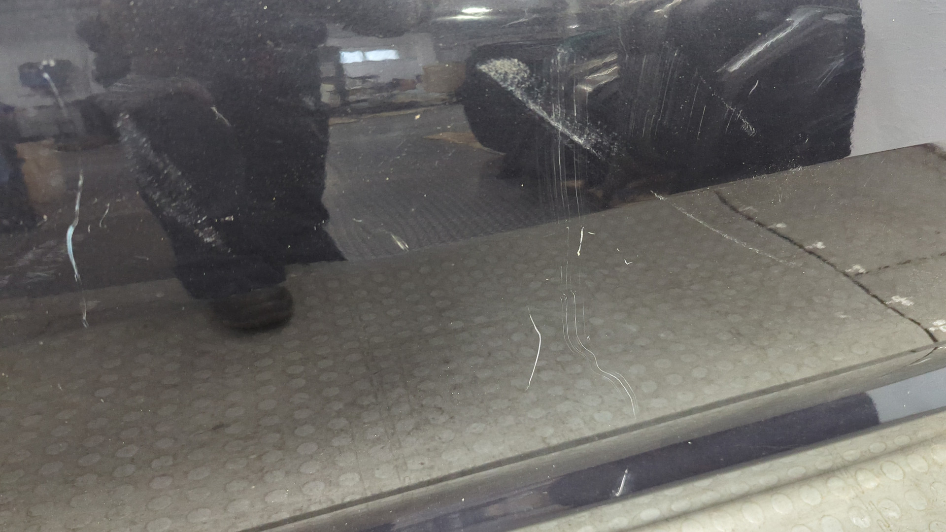 Дверь передняя левая