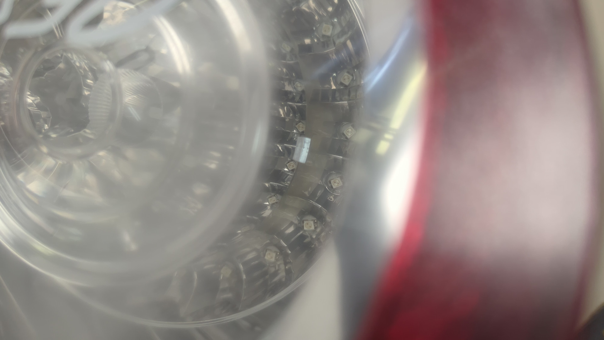 Фонарь задний правый