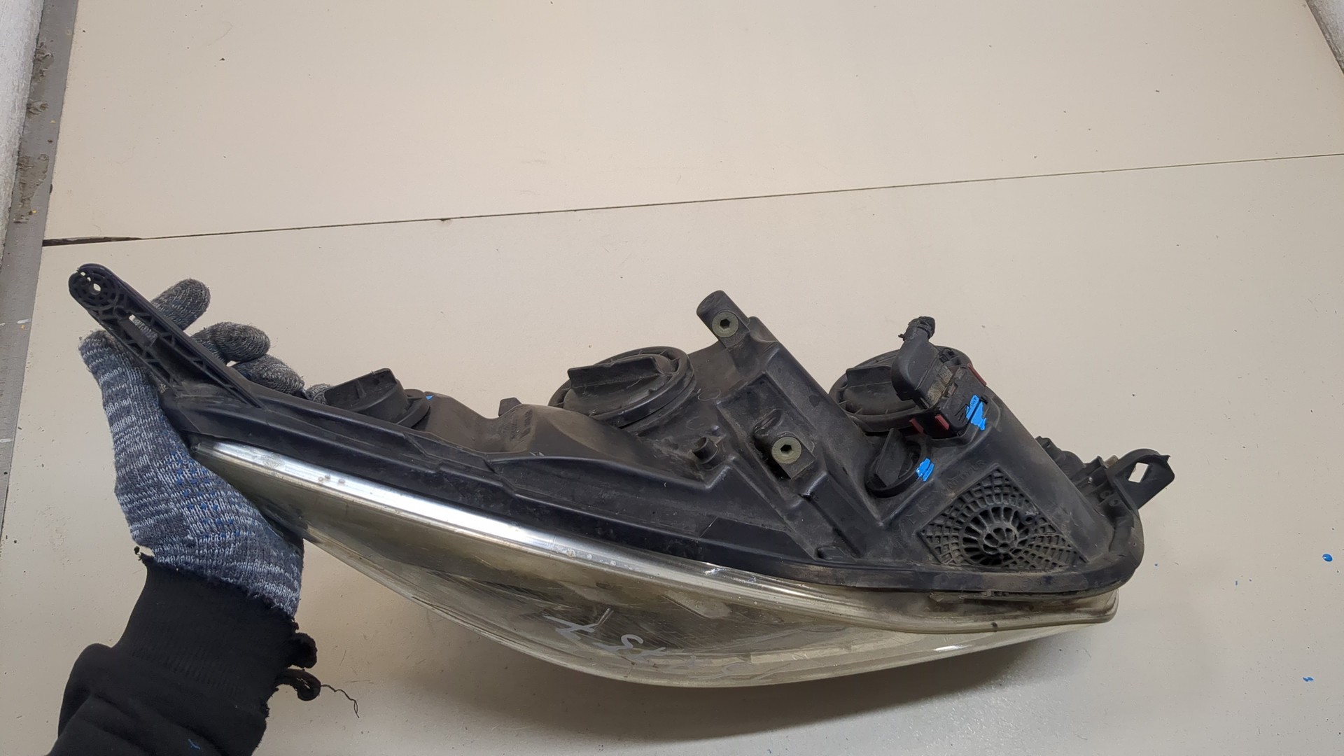 Фара правая