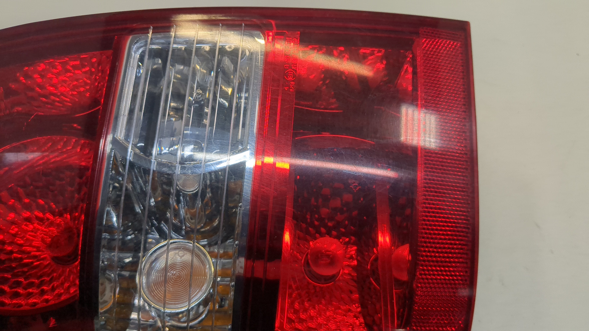 Фонарь задний левый