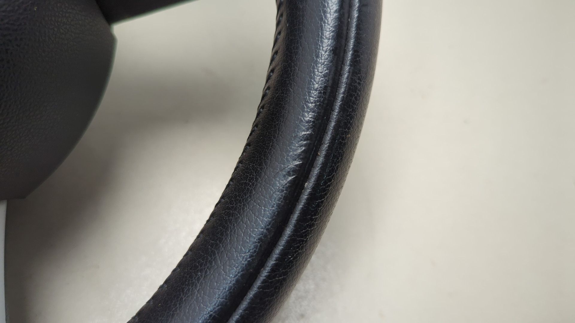 Рулевое колесо (руль)