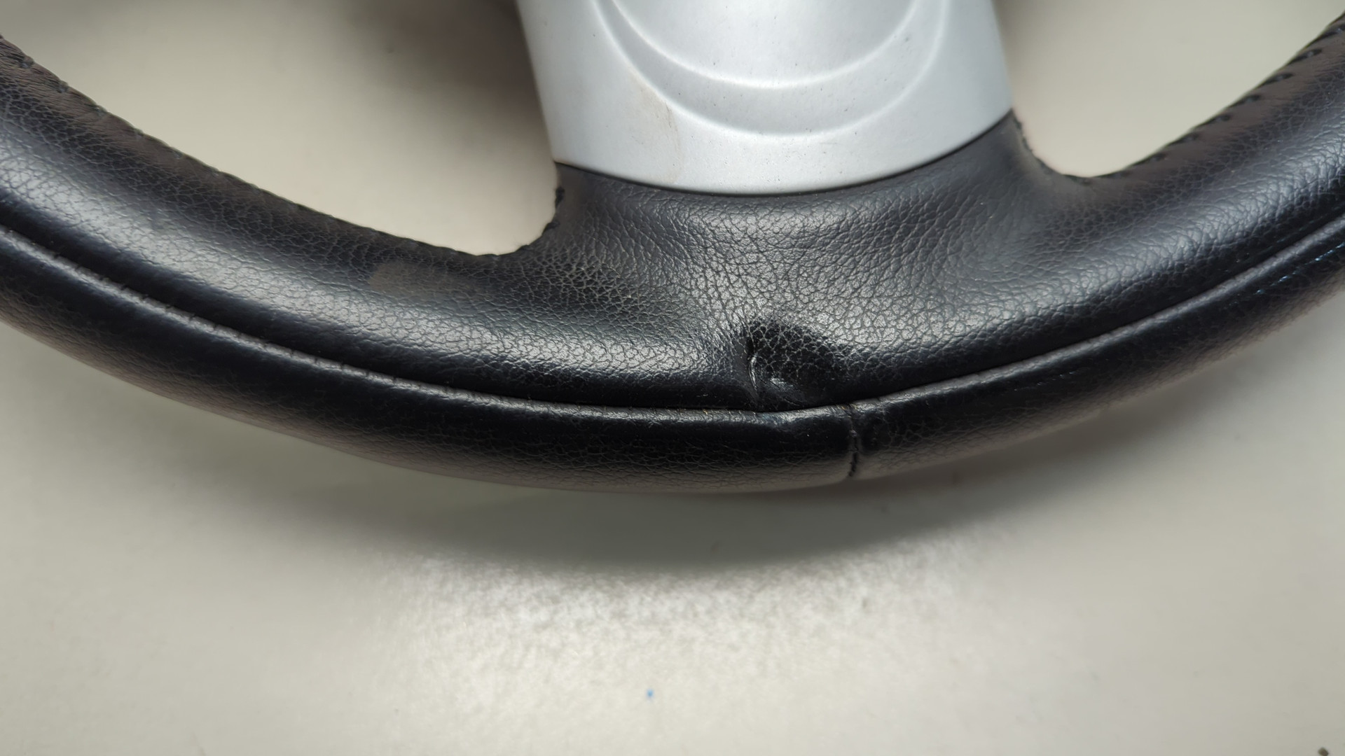 Рулевое колесо (руль)