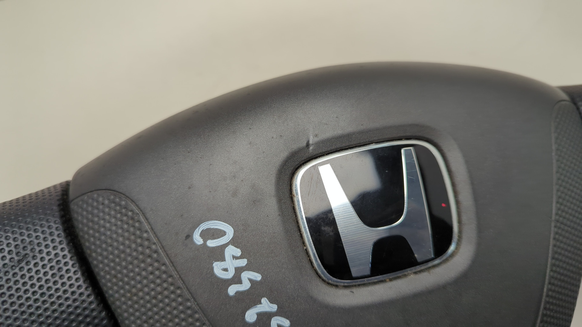 Рулевое колесо (руль)