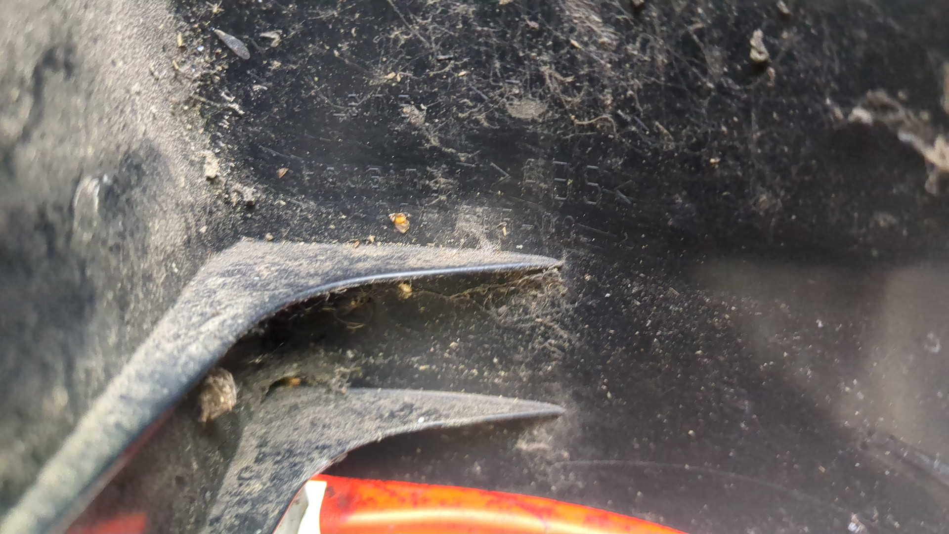 Отражатель в бампер задний левый