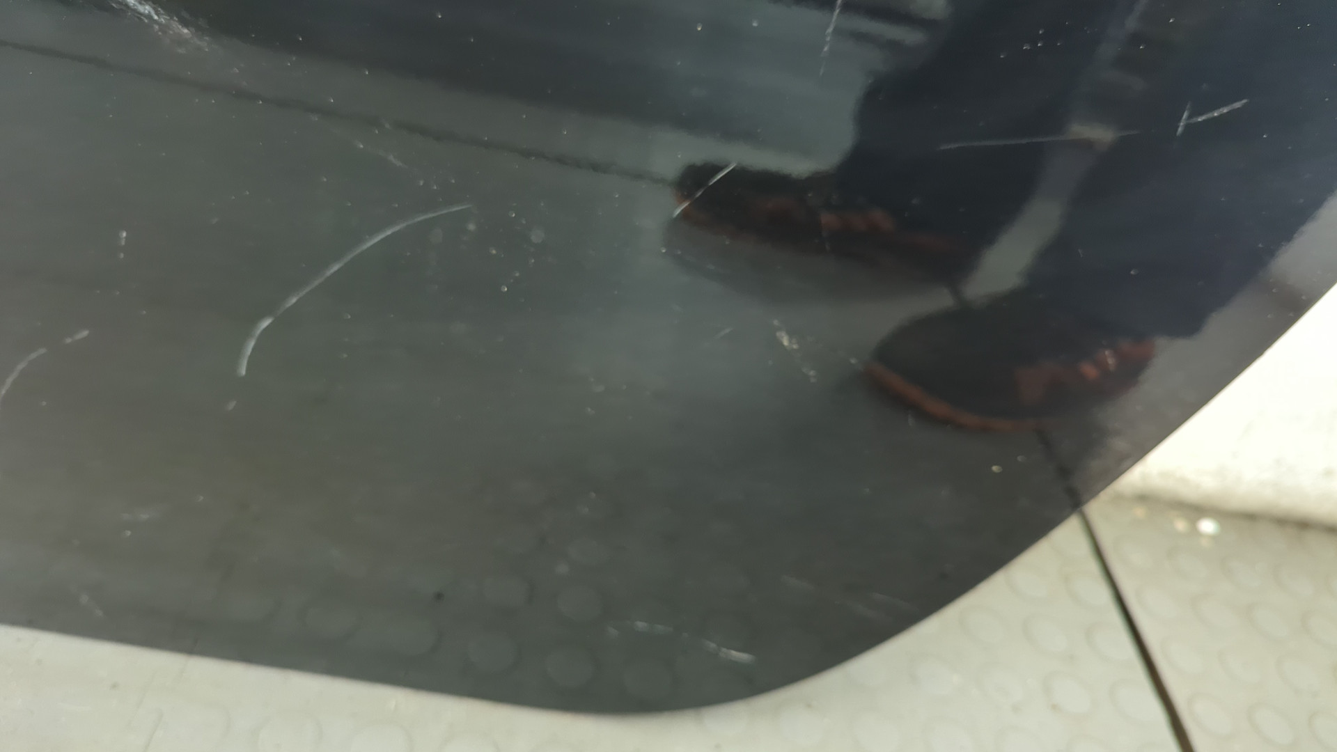 Дверь передняя левая