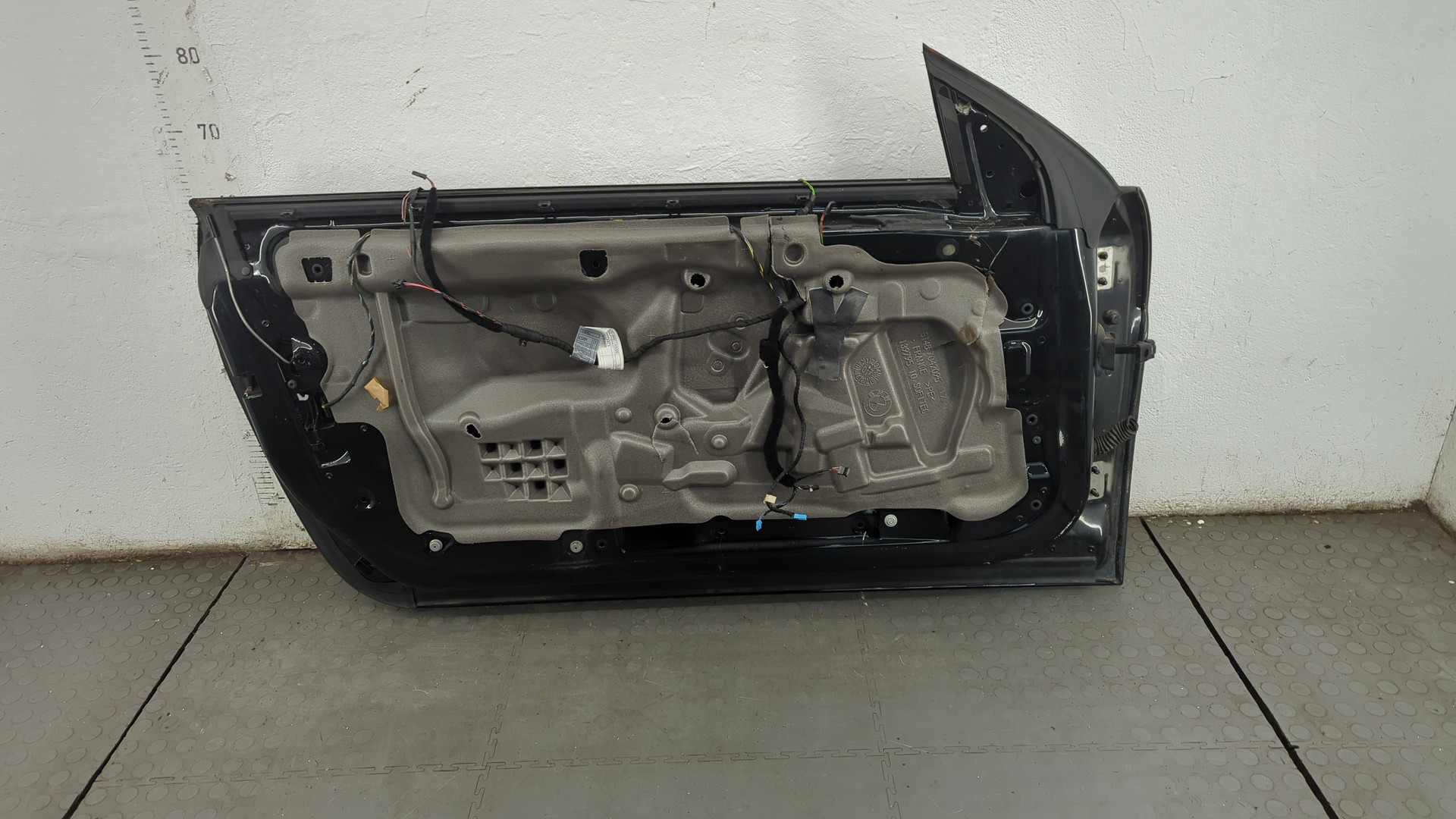 Дверь передняя левая