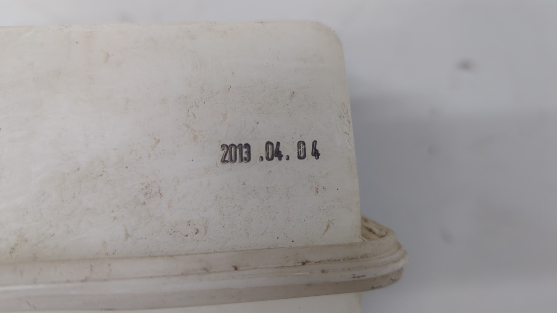 Бачок омывателя лобового стекла