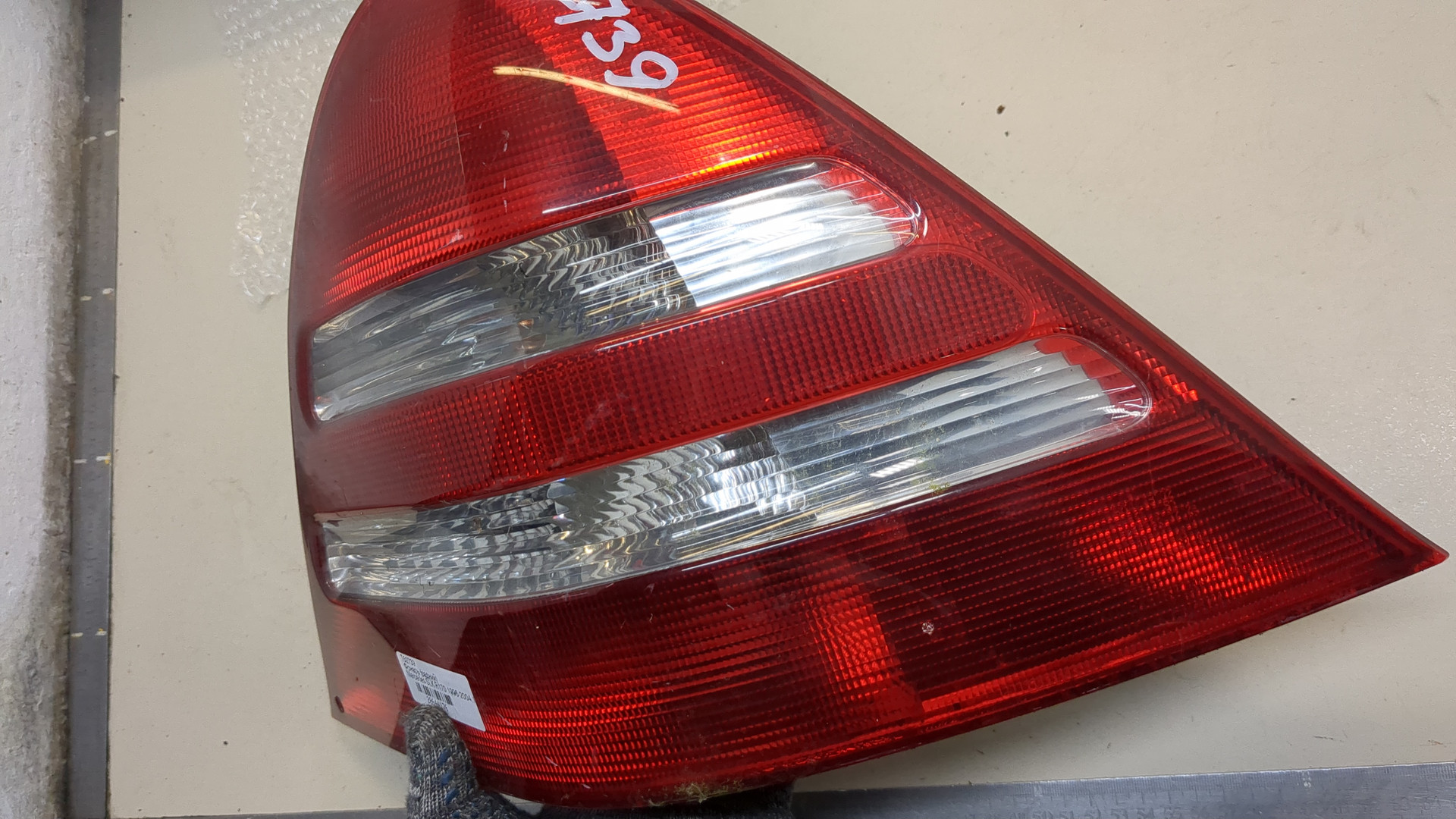 Фонарь задний правый