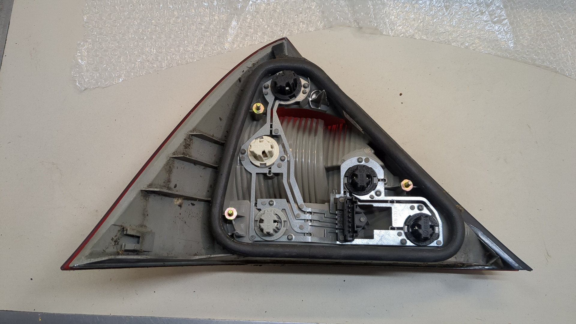 Фонарь задний правый