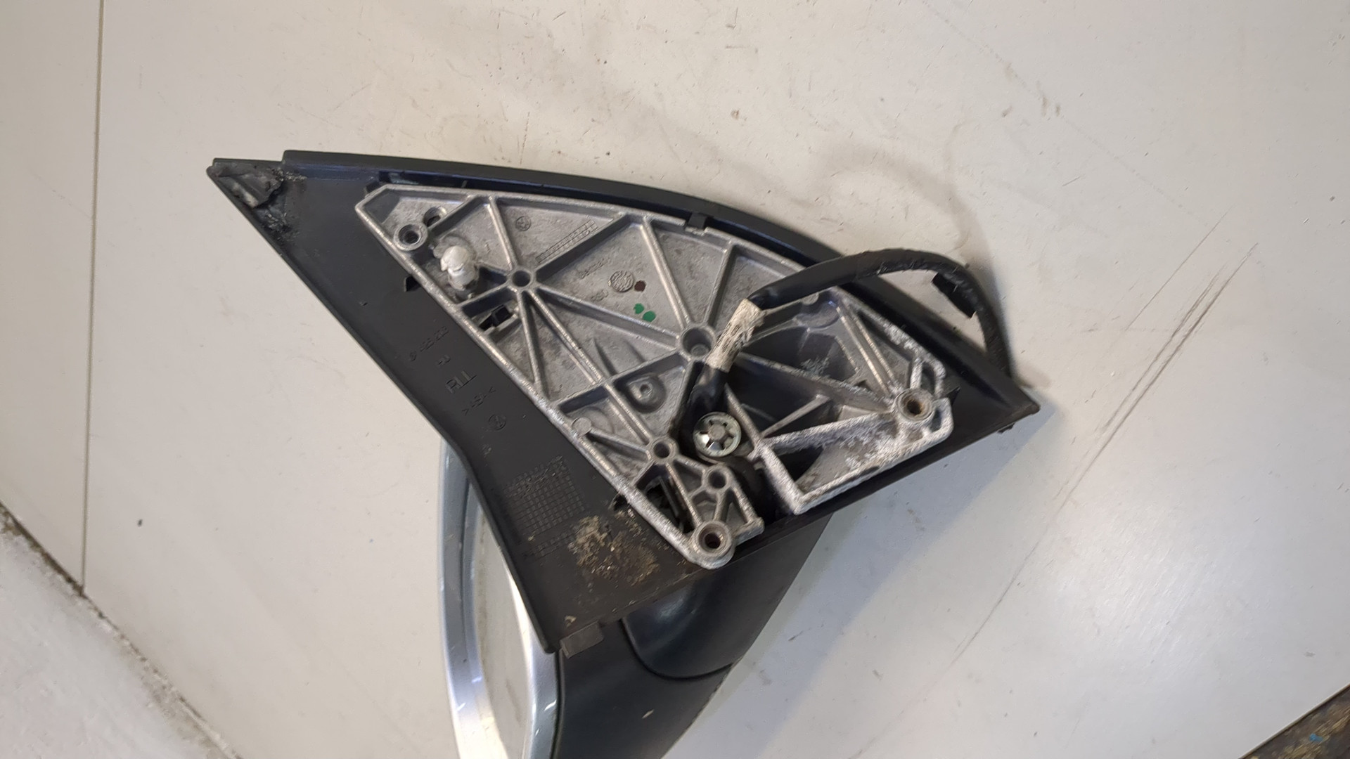 Зеркало левое электрическое