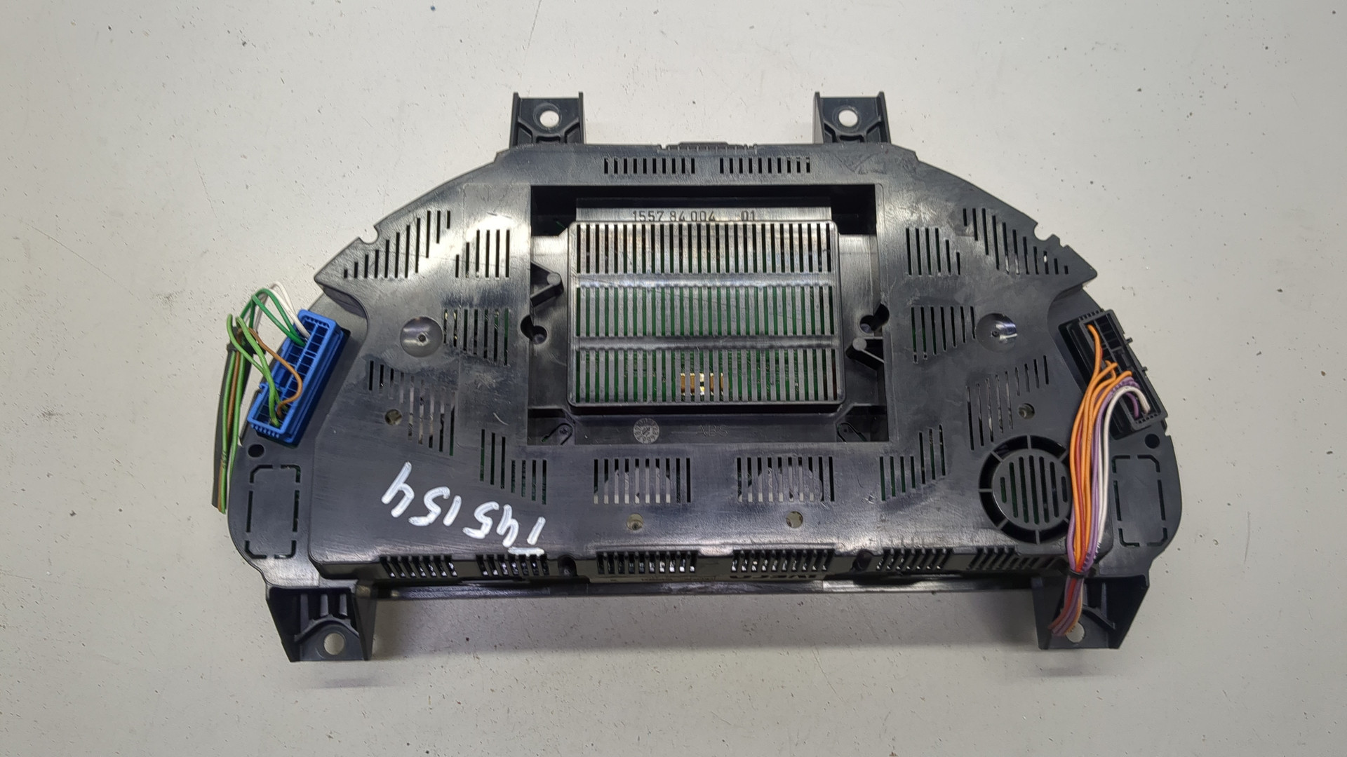 Панель приборов