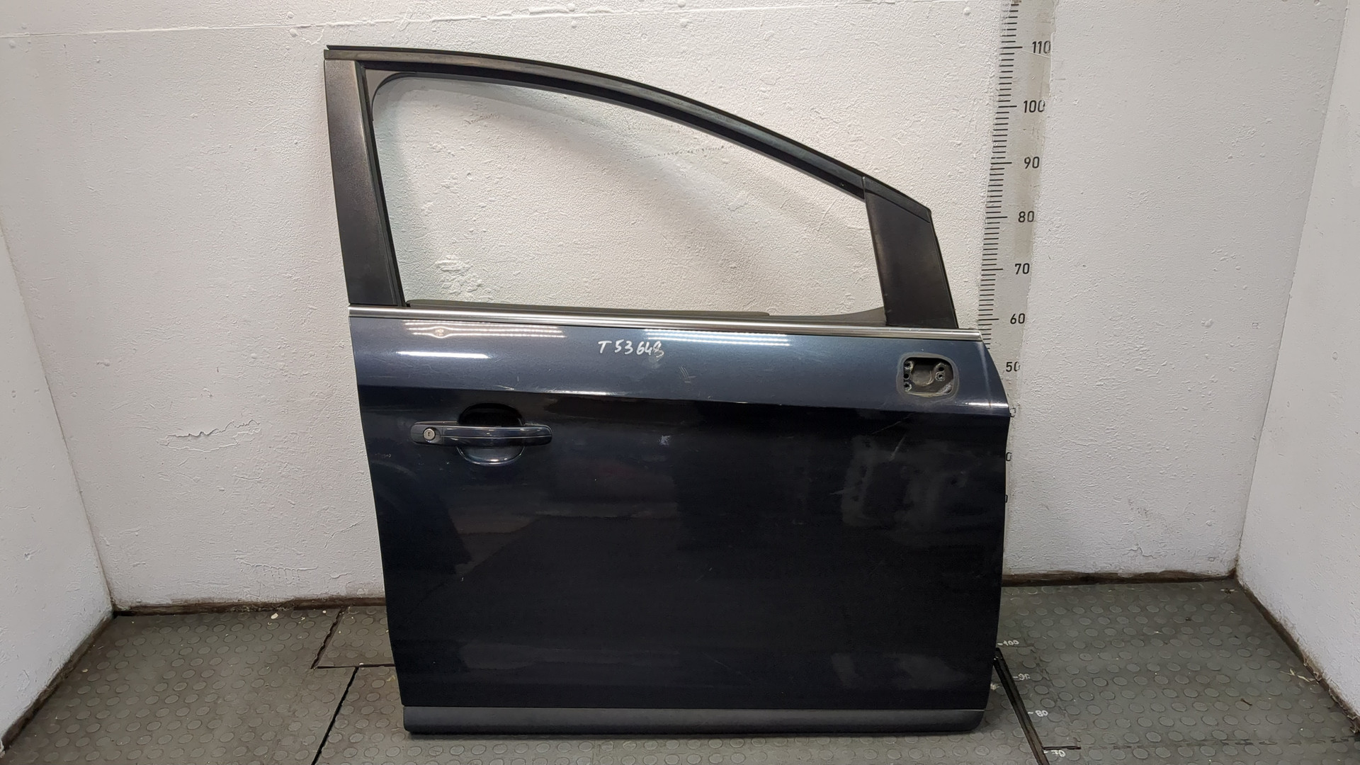 Дверь передняя правая